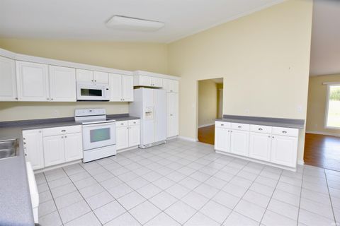 Tiny photo for 4183 E Arrowhead Road, Monticello, IN 47960 (MLS # 202616604)