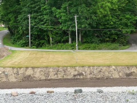 Tiny photo for 31 N Diamond Point Road, Monticello, IN 47960 (MLS # 202620737)