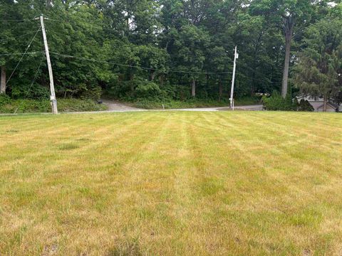Tiny photo for 31 N Diamond Point Road, Monticello, IN 47960 (MLS # 202620737)
