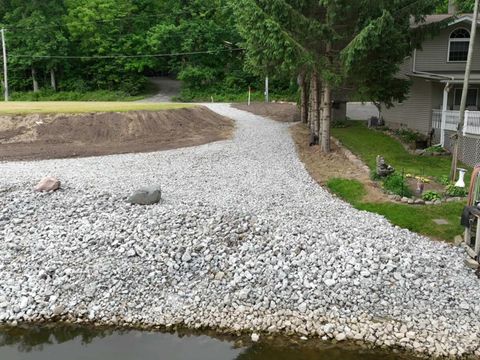 Tiny photo for 31 N Diamond Point Road, Monticello, IN 47960 (MLS # 202620737)