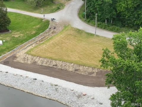 Tiny photo for 31 N Diamond Point Road, Monticello, IN 47960 (MLS # 202620737)