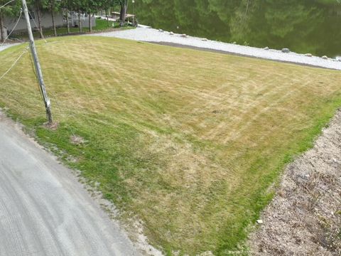 Tiny photo for 31 N Diamond Point Road, Monticello, IN 47960 (MLS # 202620737)