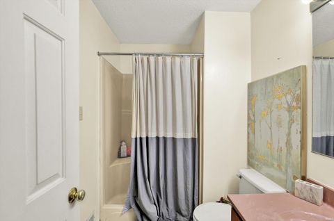 Tiny photo for 2210 S Laurelwood Circle, Bloomington, IN 47401 (MLS # 202604232)