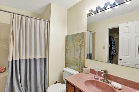 Tiny photo for 2210 S Laurelwood Circle, Bloomington, IN 47401 (MLS # 202604232)