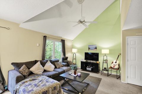 Tiny photo for 2210 S Laurelwood Circle, Bloomington, IN 47401 (MLS # 202604232)