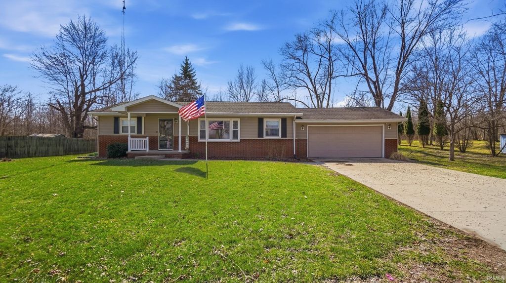 Photo of 607 W Neher Road, Silver Lake, IN 46982 (MLS # 202608749)