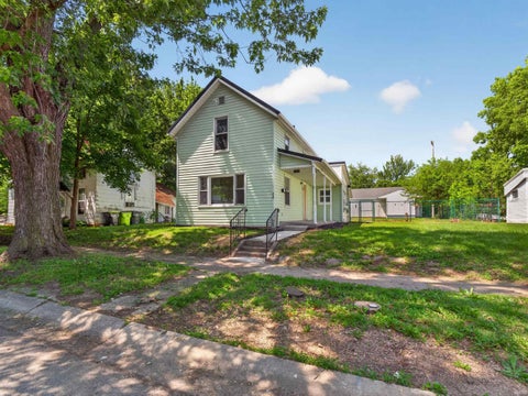 Tiny photo for 422 Frederick Street, Huntington, IN 46750 (MLS # 202622442)