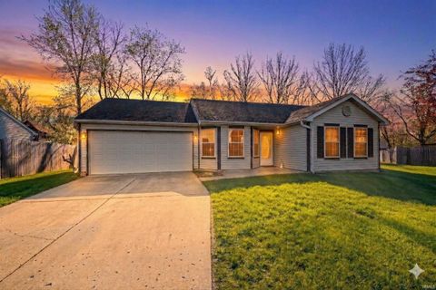 Photo of 3313 Jacob Place, Lafayette, IN 47909 (MLS # 202612304)