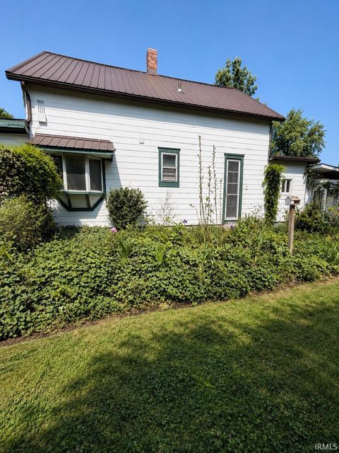 Tiny photo for 1316 W Wabash Avenue, Logansport, IN 46947 (MLS # 202629835)