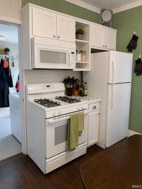Tiny photo for 1316 W Wabash Avenue, Logansport, IN 46947 (MLS # 202629835)
