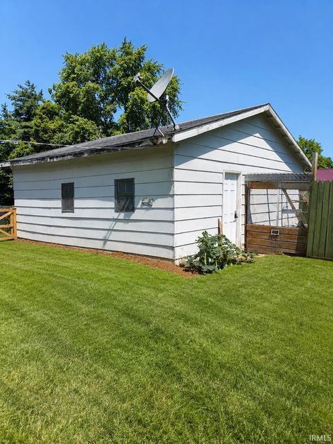 Tiny photo for 1316 W Wabash Avenue, Logansport, IN 46947 (MLS # 202629835)