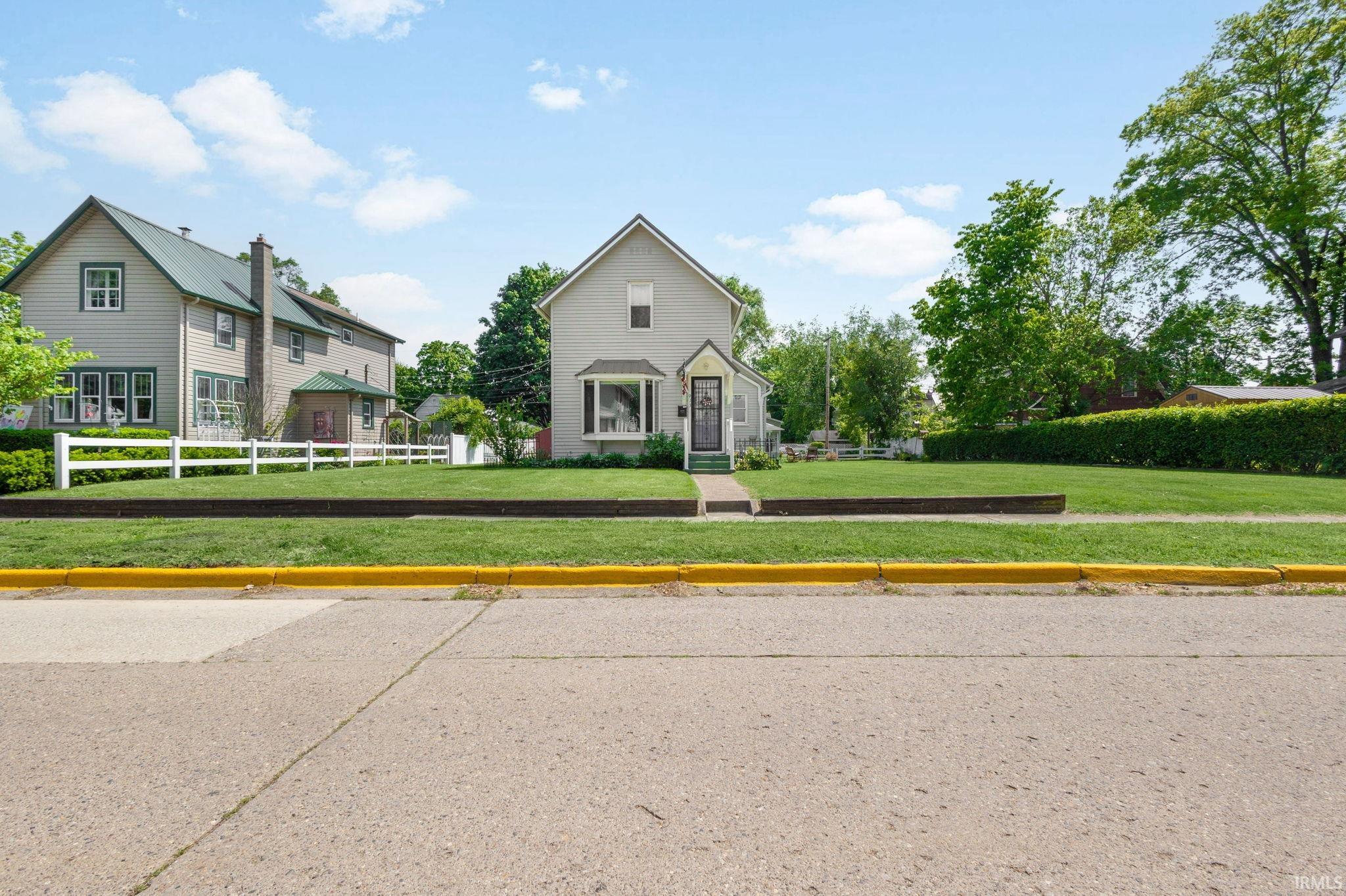 Elkhart, Indiana 46514, United States, 3 Bedrooms Bedrooms, ,1 BathroomBathrooms,Residential,Active,145869