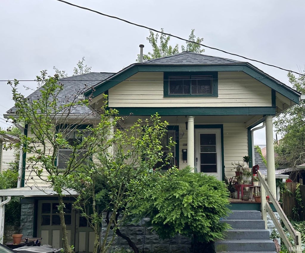 Photo of 100 S Waldron Street, Bloomington, IN 47404 (MLS # 202621339)