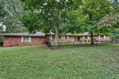 Photo of 5244 Tarrytown Road, Newburgh, IN 47630 (MLS # 202601762)