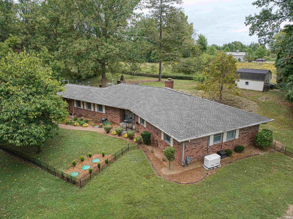 Photo of 5244 Tarrytown Road, Newburgh, IN 47630 (MLS # 202601762)