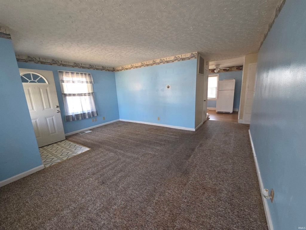 Photo of 2559 Sweetser Avenue, Evansville, IN 47714 (MLS # 202610588)