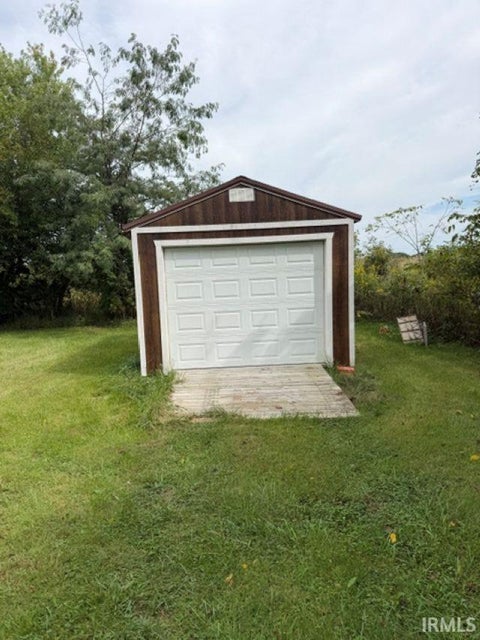 Tiny photo for 18908 N Wheeling Avenue, Gaston, IN 47342 (MLS # 202638800)