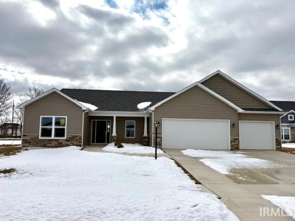 Photo of 846 Koehler Place, Fort Wayne, IN 46818 (MLS # 202604254)
