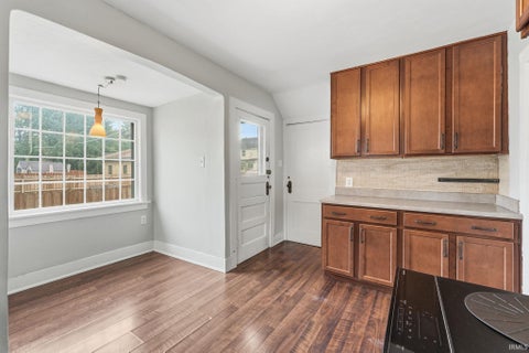 Tiny photo for 2520 Woodward Avenue, Fort Wayne, IN 46805 (MLS # 202642164)