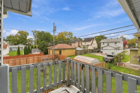 Tiny photo for 2520 Woodward Avenue, Fort Wayne, IN 46805 (MLS # 202642164)