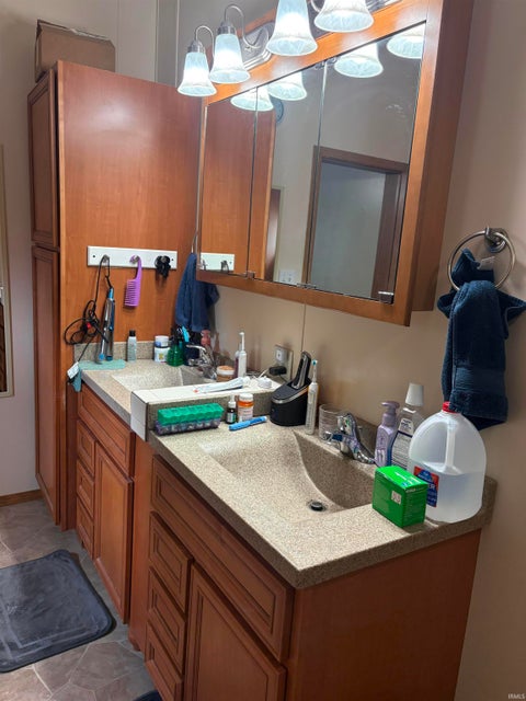 Tiny photo for 1120 S Hamilton St Street, Delphi, IN 46923 (MLS # 202631262)