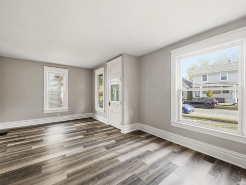 Tiny photo for 3222 Beaver Avenue, Fort Wayne, IN 46807 (MLS # 202544994)