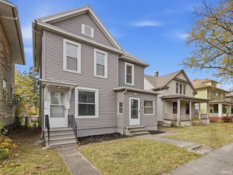 Tiny photo for 3222 Beaver Avenue, Fort Wayne, IN 46807 (MLS # 202544994)