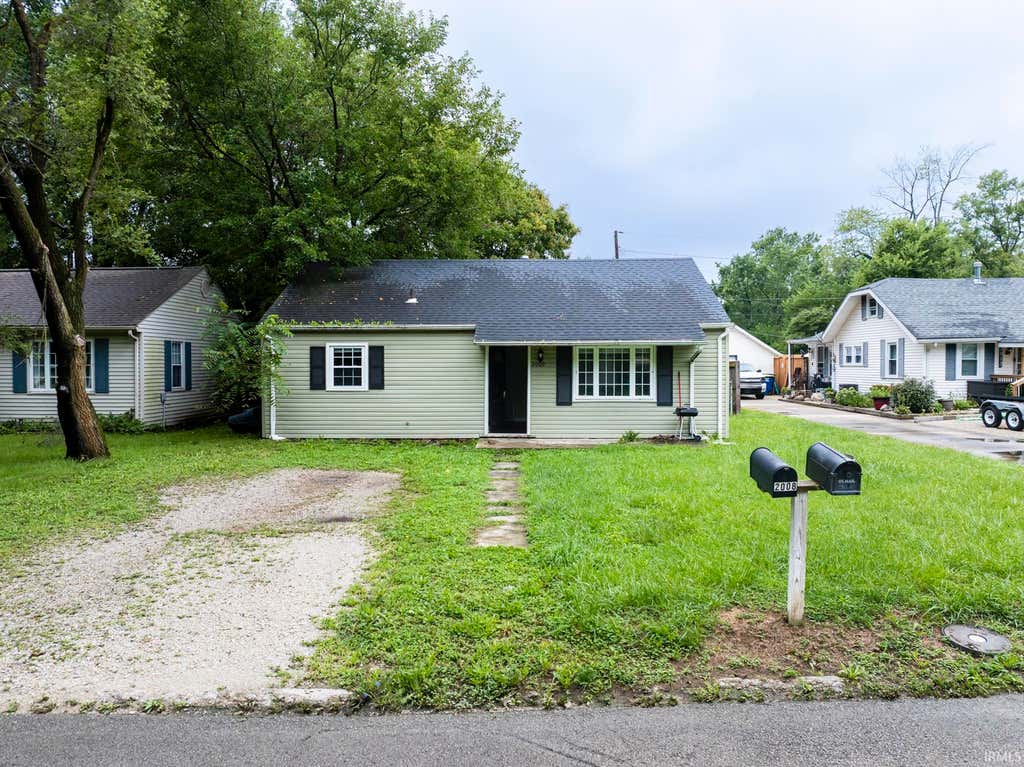 Photo of 2009 N Milton Street, Muncie, IN 47303 (MLS # 202633712)