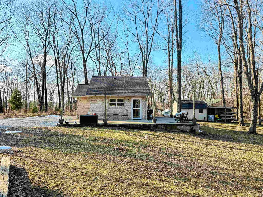 Photo of 2072 East 300 S Road, Washington, IN 47501 (MLS # 202604822)