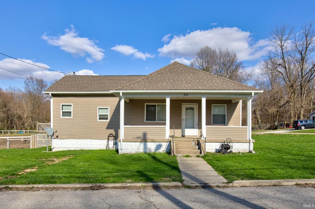 Photo of 215 N Lincoln Street, Galveston, IN 46932 (MLS # 202547313)