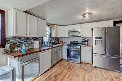 Tiny photo for 215 N Lincoln Street, Galveston, IN 46932 (MLS # 202547313)