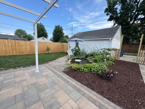 Tiny photo for 1017 W Taylor Street, Kokomo, IN 46901 (MLS # 202532953)