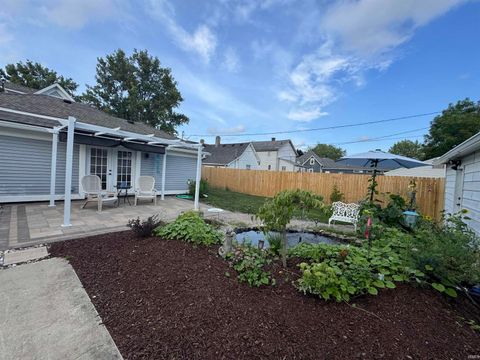 Tiny photo for 1017 W Taylor Street, Kokomo, IN 46901 (MLS # 202532953)