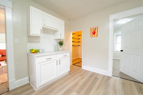 Tiny photo for 2202 S Delawanda Avenue, Muncie, IN 47302 (MLS # 202634665)