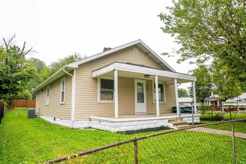 Photo of 2202 S Delawanda Avenue, Muncie, IN 47302 (MLS # 202634665)
