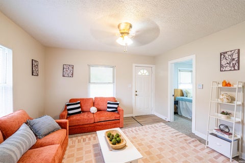Tiny photo for 2202 S Delawanda Avenue, Muncie, IN 47302 (MLS # 202634665)