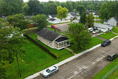Tiny photo for 2202 S Delawanda Avenue, Muncie, IN 47302 (MLS # 202634665)