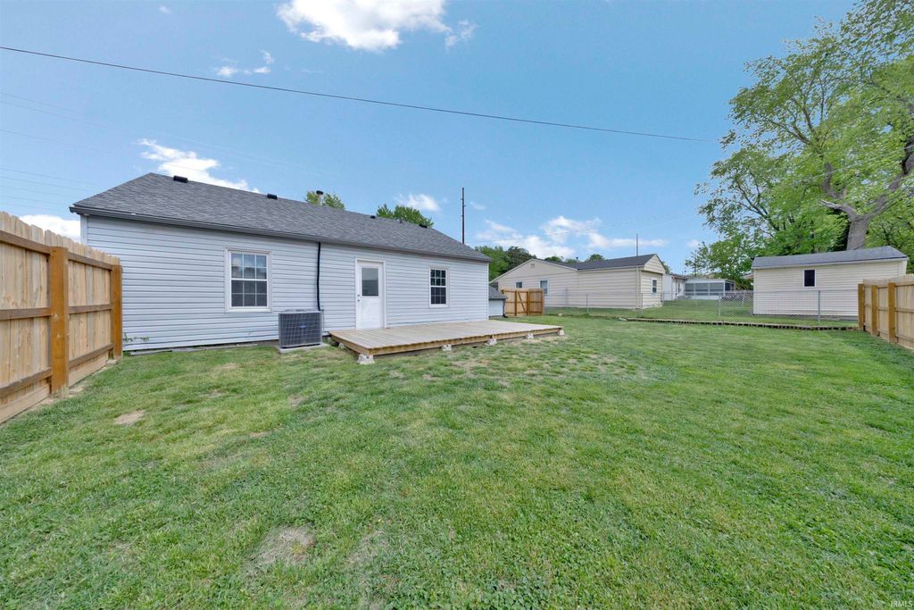Photo of 718 Concord Boulevard, Evansville, IN 47710 (MLS # 202614189)