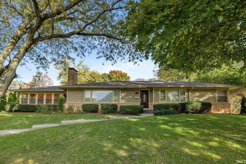 Photo of 222 Forest Hill Drive, West Lafayette, IN 47906 (MLS # 202605550)