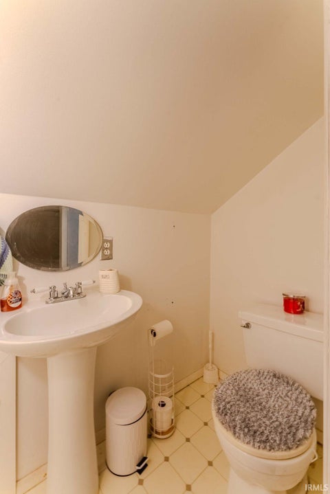 Tiny photo for 5522 S Lincoln Boulevard, Marion, IN 46953 (MLS # 202627462)