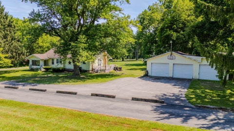 Tiny photo for 5522 S Lincoln Boulevard, Marion, IN 46953 (MLS # 202627462)
