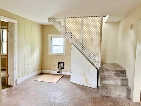 Tiny photo for 1327 S Harrison Street, Shelbyville, IN 46176 (MLS # 202627670)