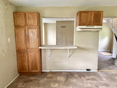 Tiny photo for 1327 S Harrison Street, Shelbyville, IN 46176 (MLS # 202627670)