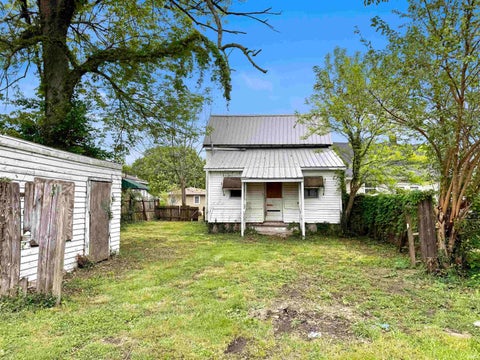 Tiny photo for 1327 S Harrison Street, Shelbyville, IN 46176 (MLS # 202627670)
