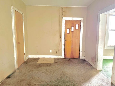Tiny photo for 1327 S Harrison Street, Shelbyville, IN 46176 (MLS # 202627670)