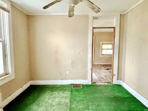 Tiny photo for 1327 S Harrison Street, Shelbyville, IN 46176 (MLS # 202627670)