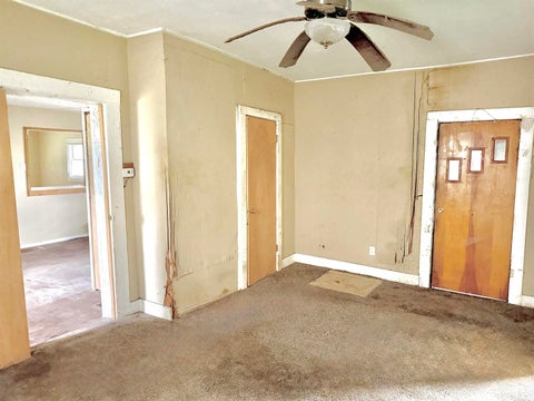 Tiny photo for 1327 S Harrison Street, Shelbyville, IN 46176 (MLS # 202627670)