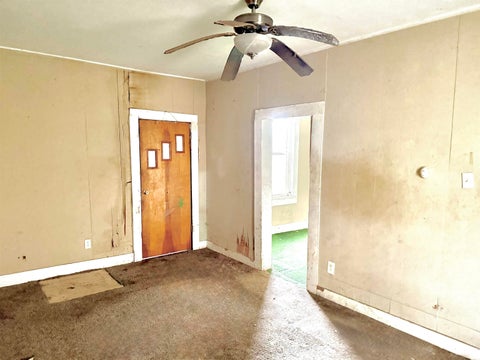 Tiny photo for 1327 S Harrison Street, Shelbyville, IN 46176 (MLS # 202627670)