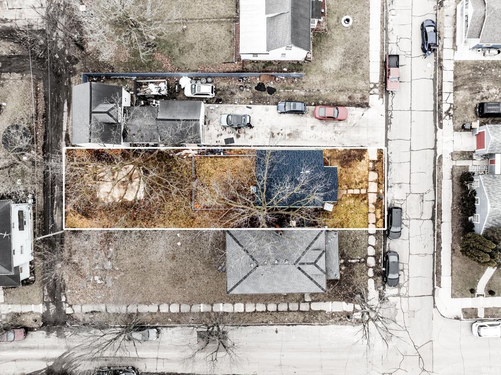 Photo of 1426 Eckart Street, Fort Wayne, IN 46806 (MLS # 202605466)