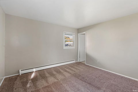 Tiny photo for 4611 Dutchess Lane, Fort Wayne, IN 46835 (MLS # 202643717)